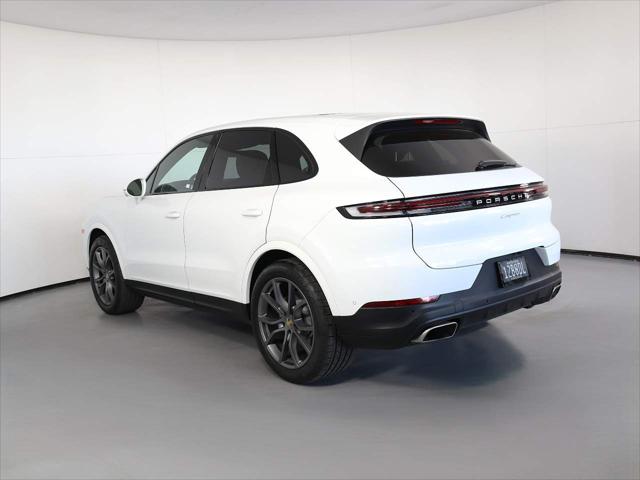 2024 Porsche Cayenne Unknown