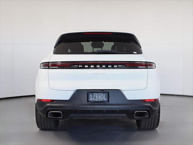 2024 Porsche Cayenne Unknown