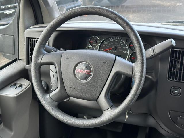 2024 GMC Savana Cutaway Work Van