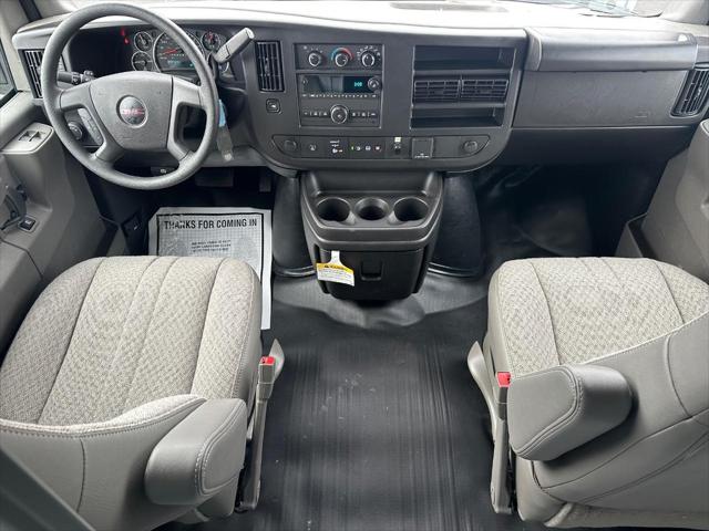 2024 GMC Savana Cutaway Work Van