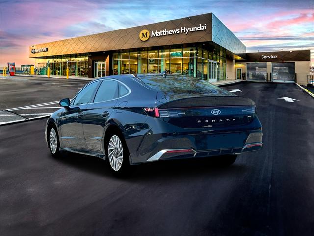2025 Hyundai Sonata Hybrid SEL