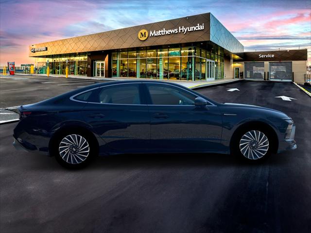 2025 Hyundai Sonata Hybrid SEL