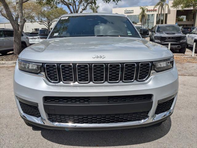 2025 Jeep Grand Cherokee GRAND CHEROKEE L LIMITED 4X4