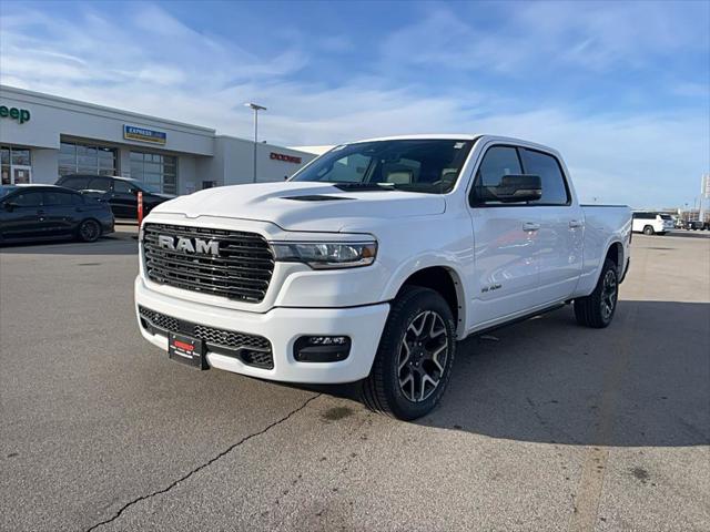 2025 RAM Ram 1500 RAM 1500 LARAMIE CREW CAB 4X4 64 BOX