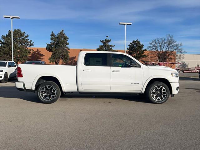 2025 RAM Ram 1500 RAM 1500 LARAMIE CREW CAB 4X4 64 BOX