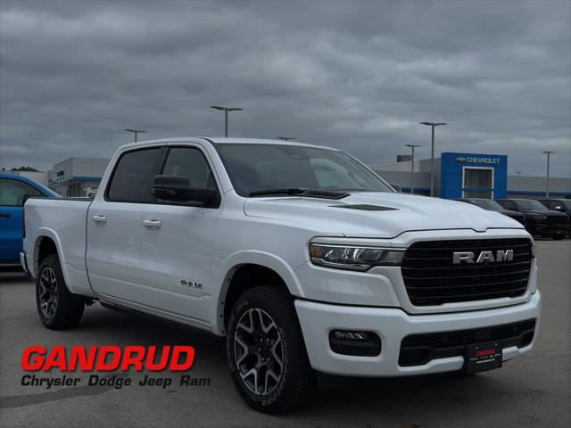 2025 RAM Ram 1500 RAM 1500 LARAMIE CREW CAB 4X4 64 BOX