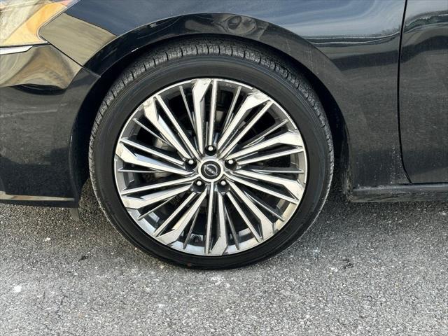2023 Nissan Altima SL FWD