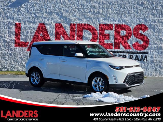 2023 Kia Soul LX