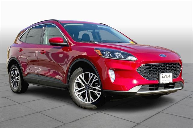 2020 Ford Escape SEL