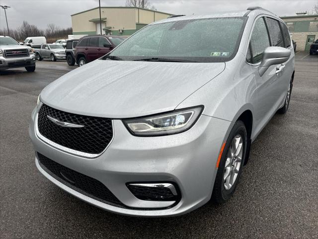 2022 Chrysler Pacifica Touring