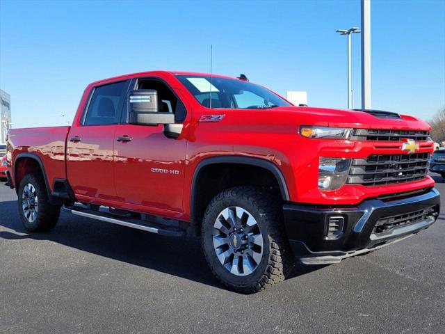 2024 Chevrolet Silverado 2500HD 4WD Crew Cab Standard Bed Custom