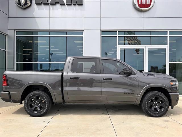 2025 RAM Ram 1500 RAM 1500 LONE STAR CREW CAB 4X4 57 BOX