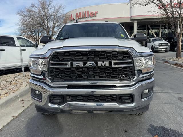 2022 RAM 3500 Tradesman Crew Cab 4x4 8 Box