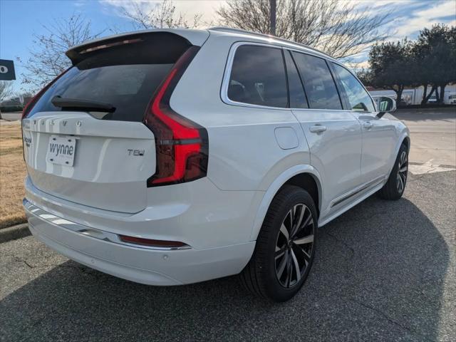 2025 Volvo XC90 Plug-In Hybrid T8 Core 7-Seater