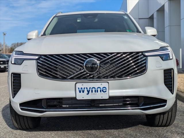 2025 Volvo XC90 Plug-In Hybrid T8 Core 7-Seater