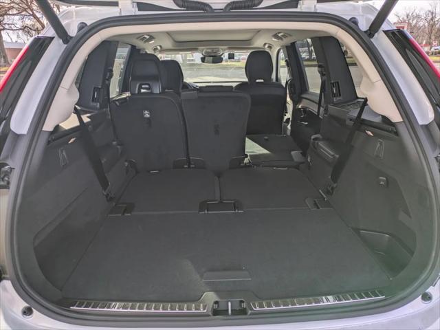 2025 Volvo XC90 Plug-In Hybrid T8 Core 7-Seater