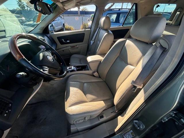 2004 Cadillac SRX V8
