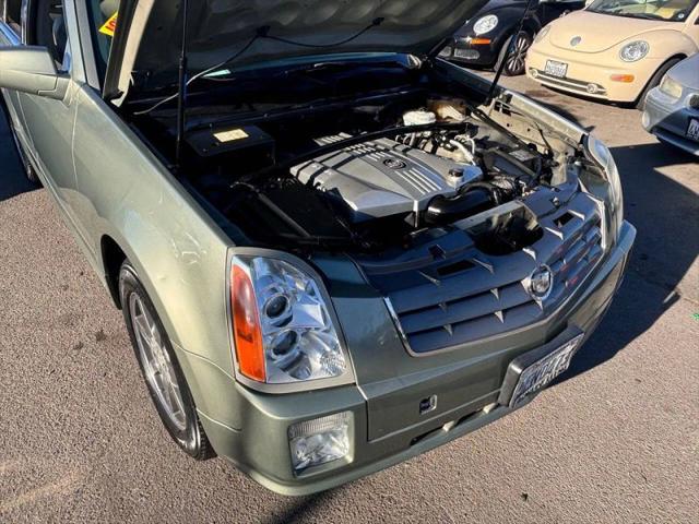 2004 Cadillac SRX V8