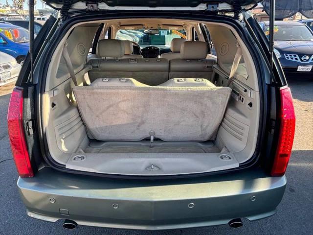 2004 Cadillac SRX V8