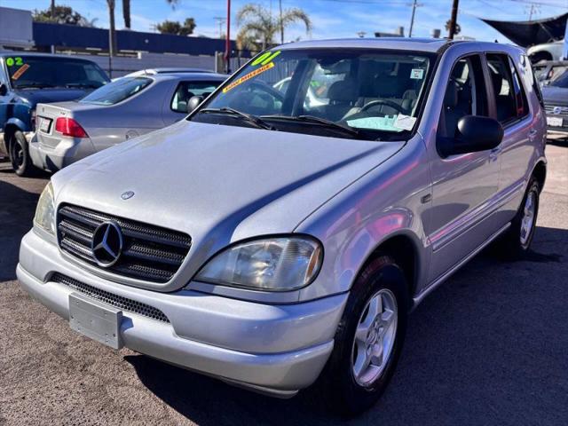 2001 Mercedes-Benz ML 320 ML 320 Sport Utility 4D
