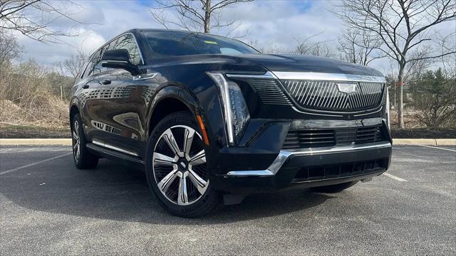 2025 Cadillac Escalade Luxury 2
