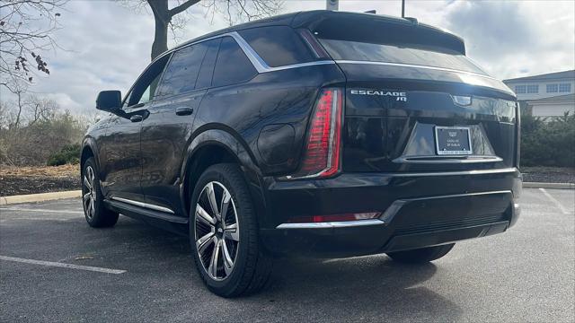 2025 Cadillac Escalade Luxury 2