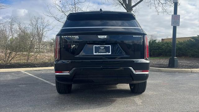 2025 Cadillac Escalade Luxury 2
