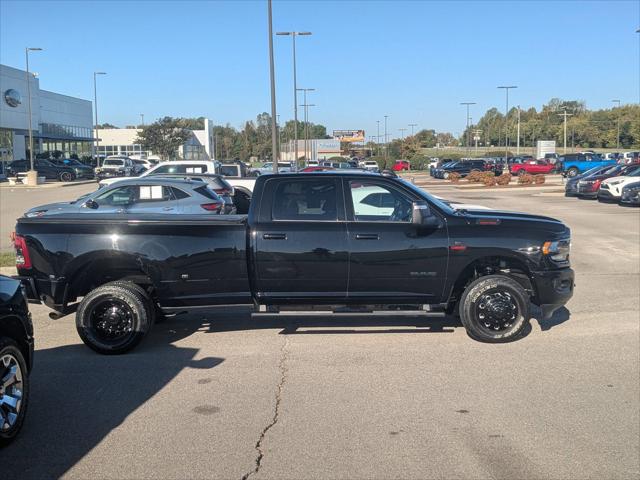 2024 RAM 3500 Big Horn Crew Cab 4x4 8 Box 2024 RAM 3500 Big Horn Crew Cab 4x4 8 Box