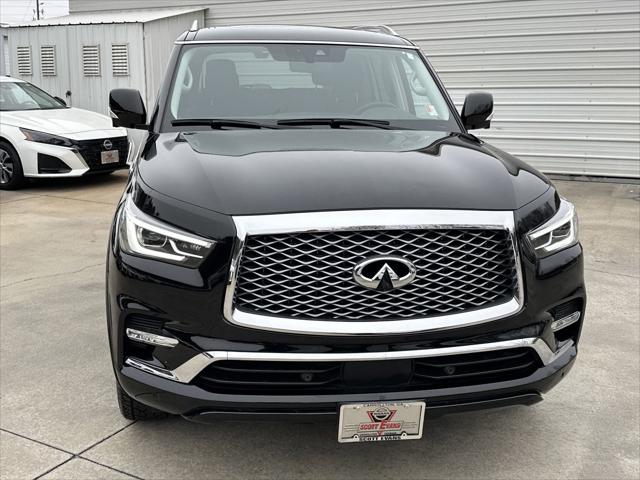 2021 INFINITI QX80 LUXE