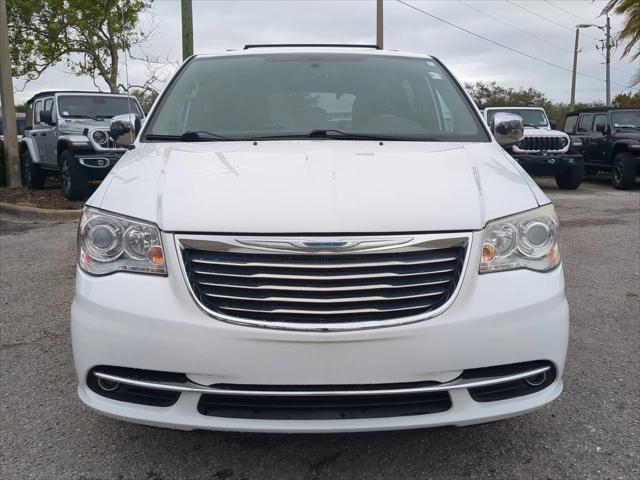 2015 Chrysler Town and Country Limited Platinum