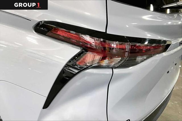2024 Toyota Sienna Woodland Edition