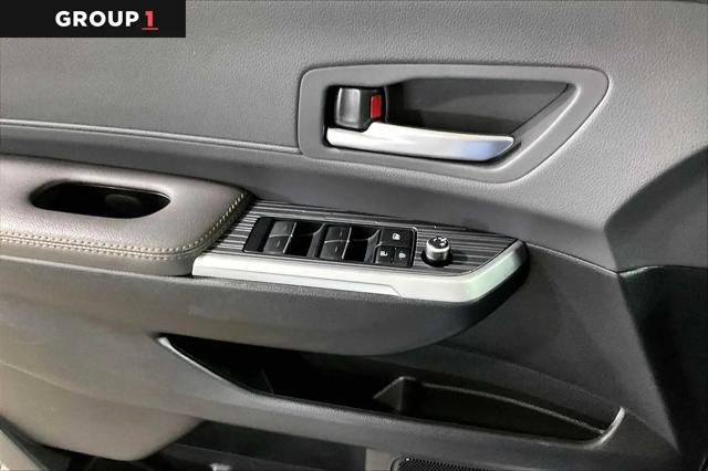 2024 Toyota Sienna Woodland Edition