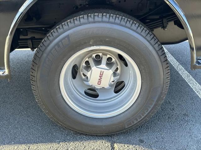 2025 GMC Sierra 3500HD Pro
