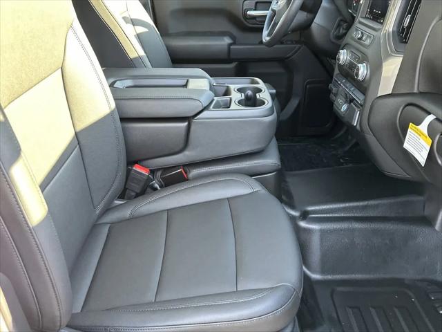 2025 GMC Sierra 3500HD Pro