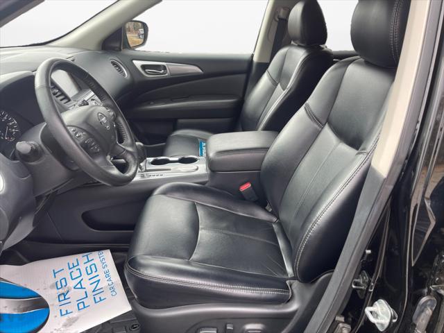 2020 Nissan Pathfinder SL 2WD