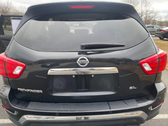 2020 Nissan Pathfinder SL 2WD