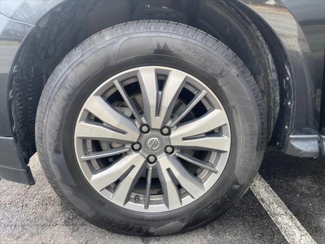 2020 Nissan Pathfinder SL 2WD