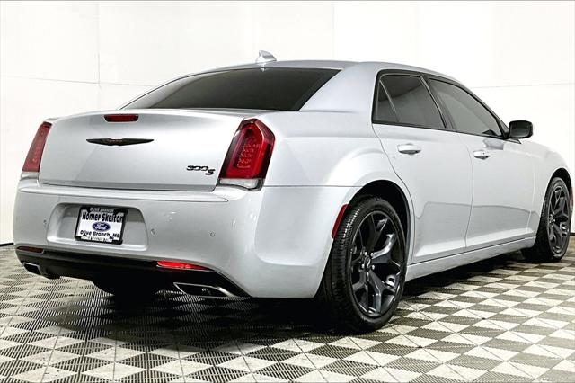 Used 2021 Chrysler 300 For Sale in OLIVE BRANCH, MS