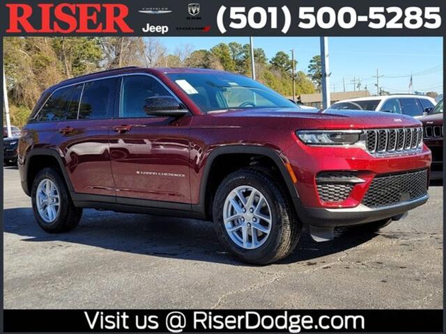 2025 Jeep Grand Cherokee Laredo X 4x4 for sale in Hot Springs, AR