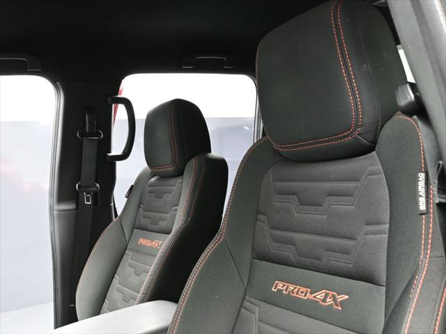2023 Nissan Frontier Crew Cab PRO-4X 4x4