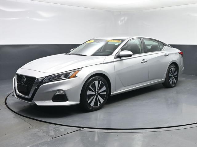 2022 Nissan Altima SV FWD for sale in TERRE HAUTE, IN