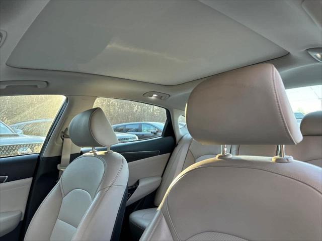 2020 Kia Cadenza Technology