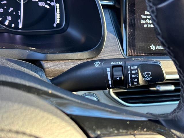2020 Kia Cadenza Technology