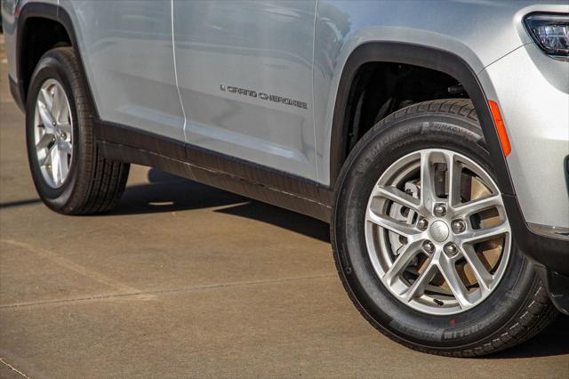 2025 Jeep Grand Cherokee GRAND CHEROKEE L LAREDO X 4X4