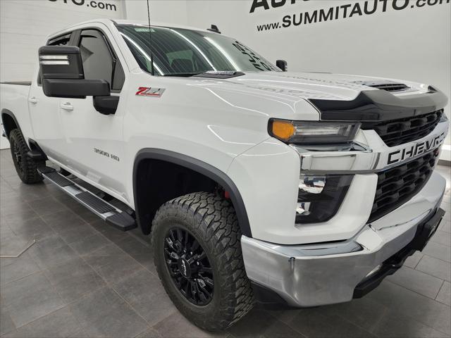 2020 Chevrolet Silverado 3500HD 4WD Crew Cab Standard Bed LT