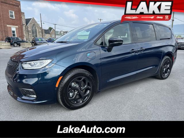 2024 Chrysler Pacifica Hybrid S Appearance Pkg 2024 Chrysler Pacifica Hybrid S Appearance Pkg