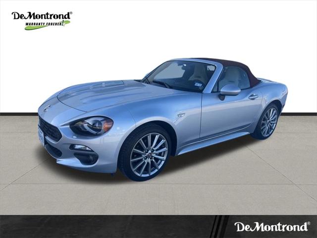 2018 Fiat 124 Spider Lusso Red Top Edition