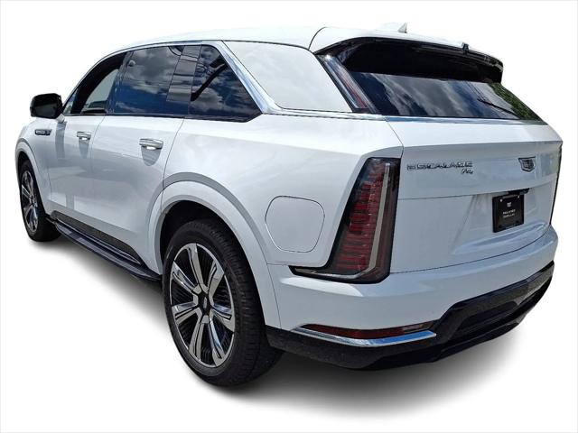 2025 Cadillac Escalade Luxury 2