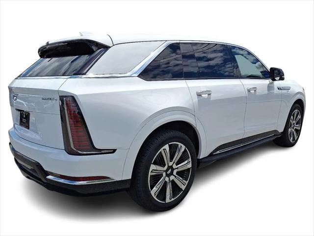 2025 Cadillac Escalade Luxury 2