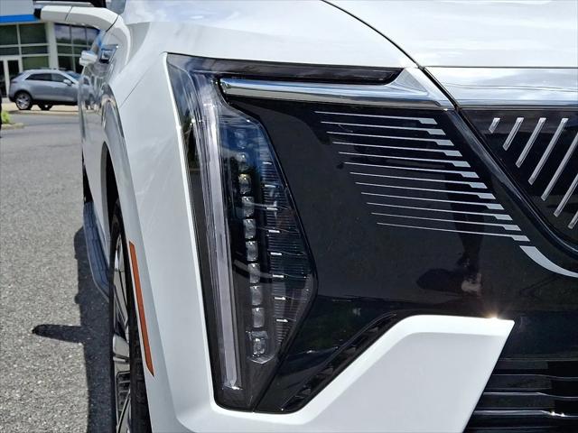 2025 Cadillac Escalade Luxury 2